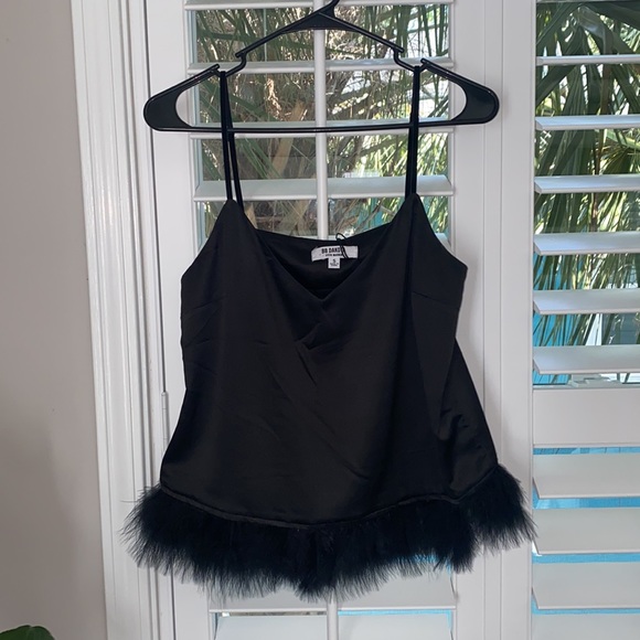 BB Dakota by Steve Madden Tops - Women’s black BB Dakota Steve Madden top size small with feathers